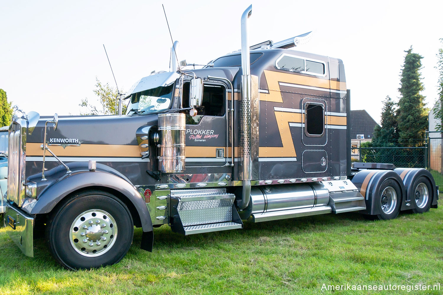 Vrachtwagens Kenworth W900L uit 1990